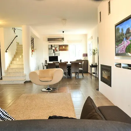 Villa Ricky